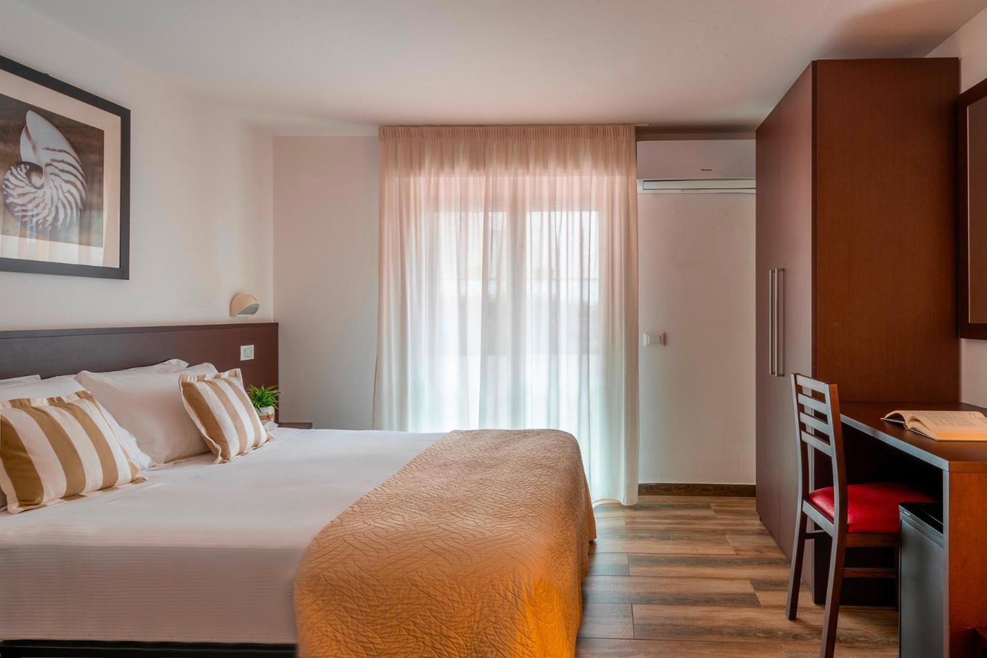 Hotel Carmen Riccione Eksteriør bilde