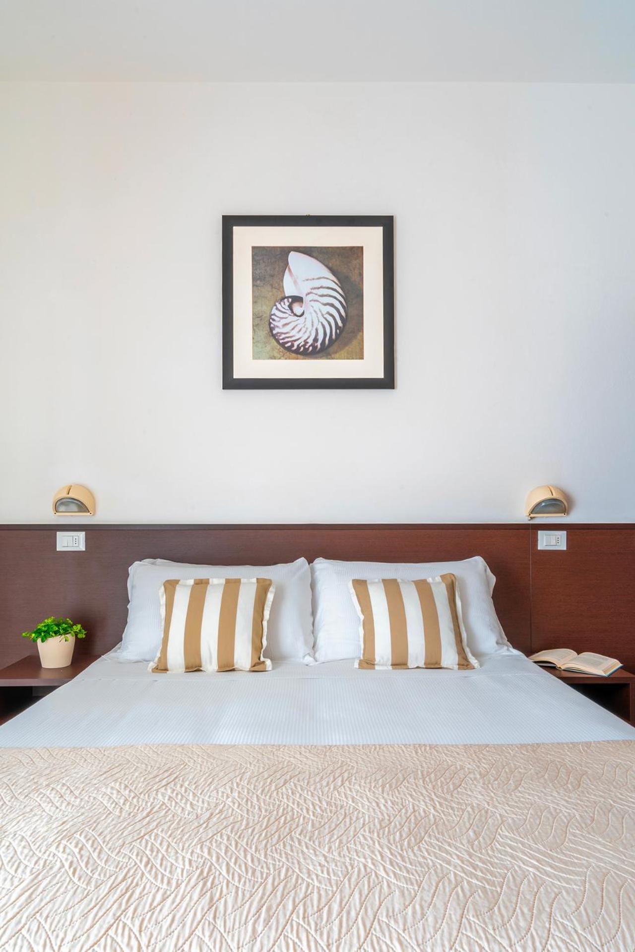 Hotel Carmen Riccione Eksteriør bilde