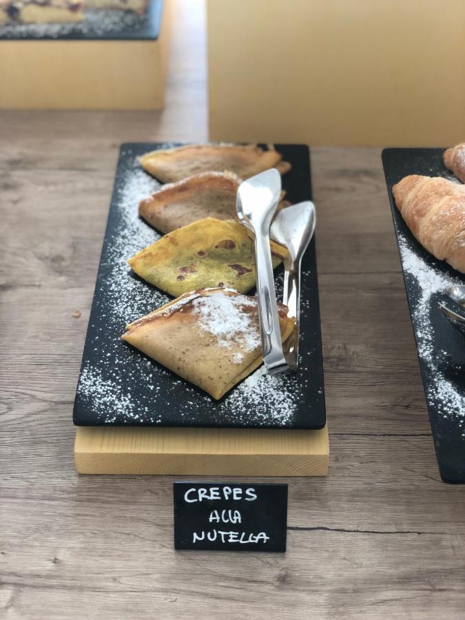 Hotel Carmen Riccione Eksteriør bilde