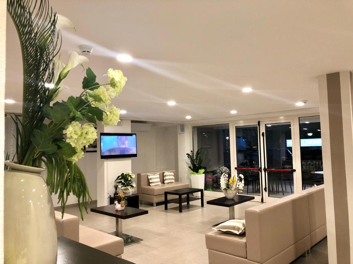 Hotel Carmen Riccione Eksteriør bilde